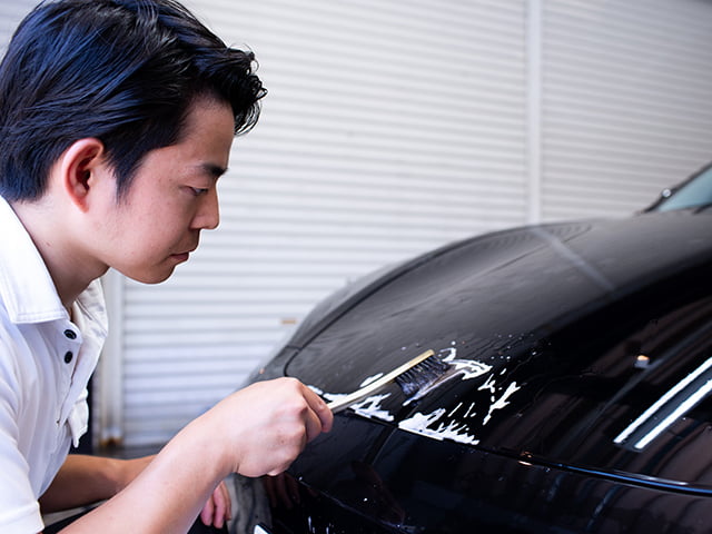 コーティング前の洗車作業の様子3