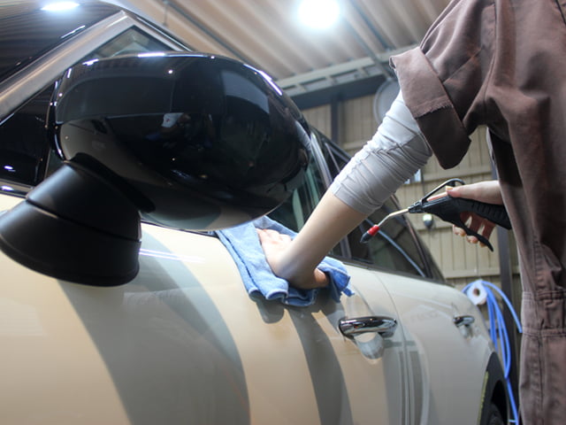 コーティング前の洗車作業の様子5